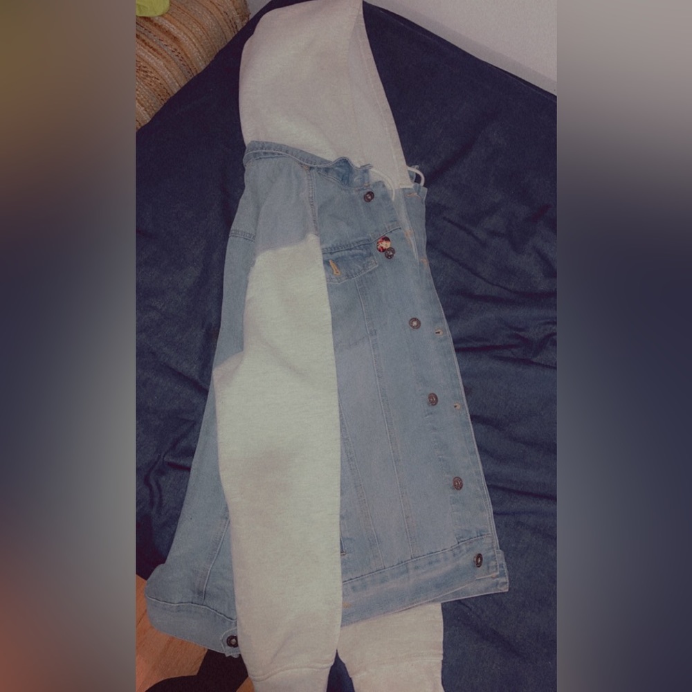 Jean jacket - Picture 2 of 2